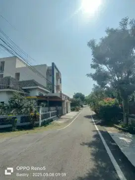 Strategis! Dekat UB Bunga Dewandaru Suhat