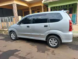 Daihatsu Xenia Xi metik 1300cc 2011