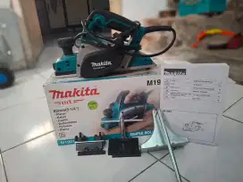 MAKITA M1901B (mesin serut)