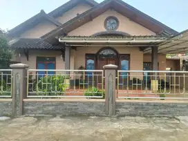 Dijual Rumah + Tanah Cepat Nego