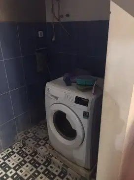 ELEKTRONIK ALL 10 JUTA TV KULKAS MESIN CUCI KOMPOR DISPENSER WATER HIT
