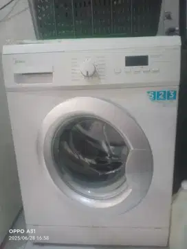Mesin cuci Midea 7kg