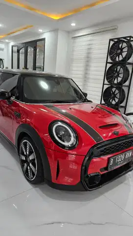 Mini cooper S AT tahun 2022 Merah