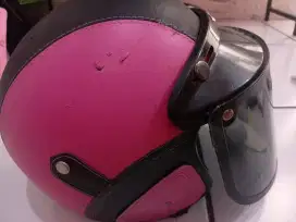 Helm Bego Wanita