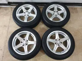 Velg Mercy Ring 16 x7,5 Ban Michelin 205 55 R16 Rep Mercedes CLS 5x112