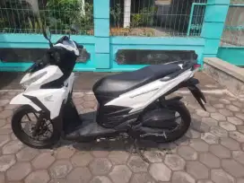 di jual Honda Vario 150 tahun2017surat komplit pajak hidup AE Ngawi