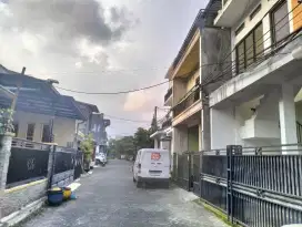 Strategis! Dekat Kampus UB Kost Sigura Gura