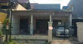 RUMAH WISMA PERMAI TENGAH, BEKAS USAHA KOST2AN