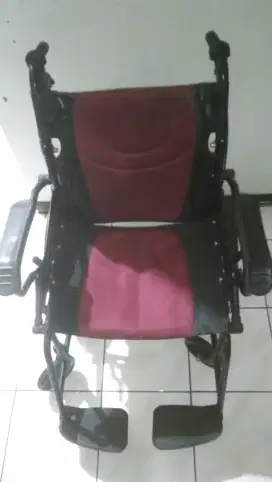 Dijual cepat kursi roda