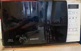 Microwave Samsung ME 731 K - Murah