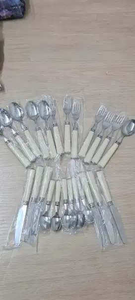 Sendok, garpu, pisau, sendok kecil amefa set brand