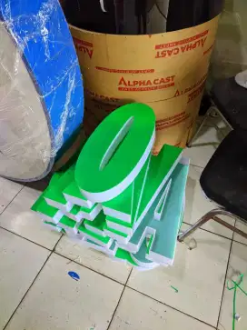 NEON BIX DAN HURUF TIMBUL BAHAN AKRILIK