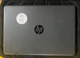 Laptop HP 240 G8 i3