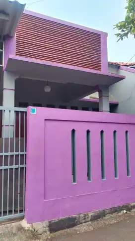 Rumah Cantik terawat di Paku Jaya Kayu Gede Serpong Utara Tangerang