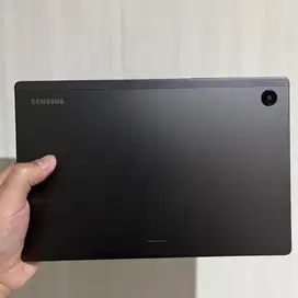 Samsung tab a8 LTE 4/128 mulus seperti baru tidak ada gores/dent