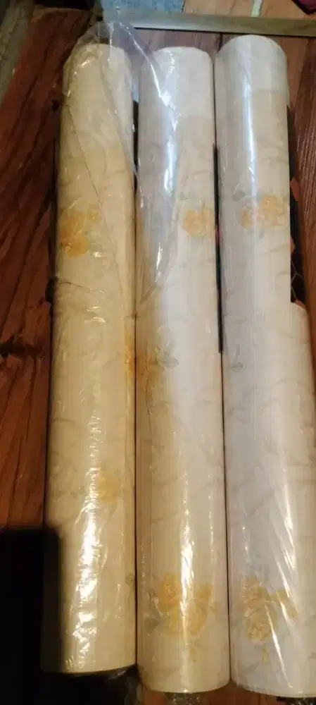 Wallpaper obral 3 rol pasang gratis