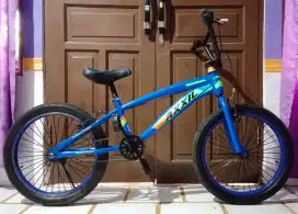 Sepeda BMX Axxil