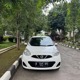 Nissan March L 1.2 AT 2017 Istimewa Low KM