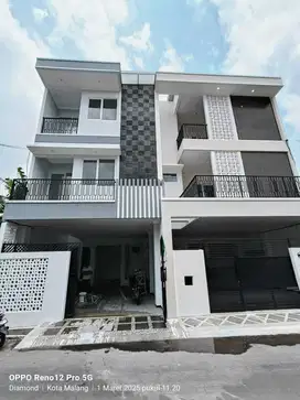RUMAH MEWAH SUHAT DEKAT KAMPUS UB UM FULL FURNITURE