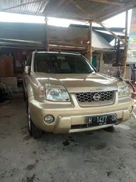 Jual nissan x trail 2003 no PR tingl pakai