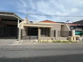 Rumah Siap Huni Lebak Indah Surabaya Timur