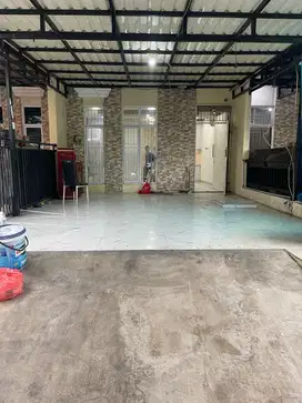 Dijual Rumah Taman Surya Luas 92