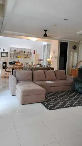 Rumah Cantik 2 Lantai di Discovery Bintaro FN16683