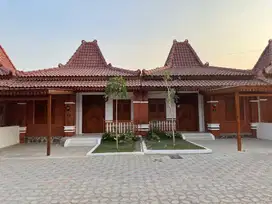 UNIK DESAIN APIK! RUMAH SHM ETNIK JAWA KLASIK 20 MENIT KE AMPLAZ
