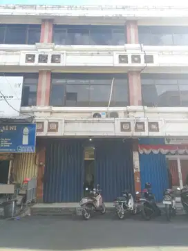 Dijual Ruko 3 Lantai Lokasi Strategis di Teuku Umar - Denpasar.