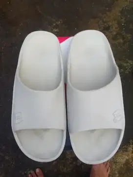 Sendal slide patrobas
