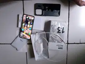 Oppo Reno 13 f second mulus