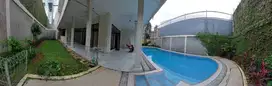 For Rent: Spacious House in Exclusive Compound – TB Simatupang