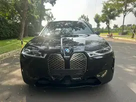 BMW ix Xdrive 5.0 langsung Nama, Km 7 ribu