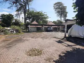B06015 Tanah di Pantai SANUR Sebelah barat Warung Mak Beng Denpasar