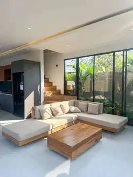 Dijual Villa Mewah 2 Lantai dgn Kolam Renang di Mengwi
