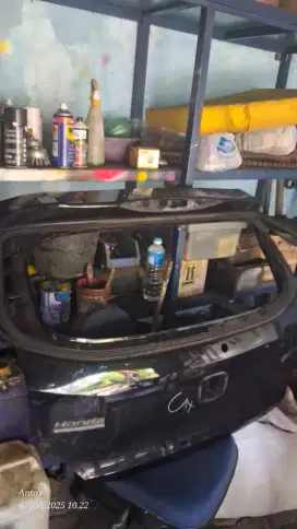Pintu belakang Brio Satya