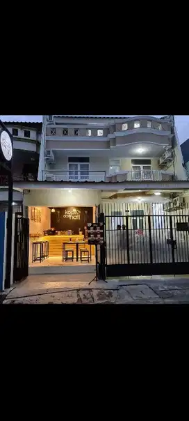 dijual cepat rumah kost di tomang jakarta barat strategis