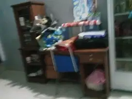 Meja belajar dari jati