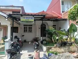 Di jual rumah di Sentul city siap huni fullfurnished