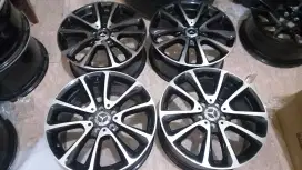 di jual velg mercy e300 r18 lebar 8 rata original kondisi mulus