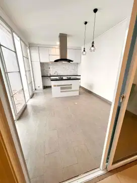 Rumah 2 Lantai,  6x15m² di Bohemia Gading Serpong Siap Huni!