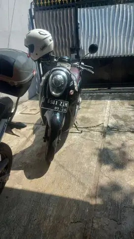 Jual scoopy 2015 mulus