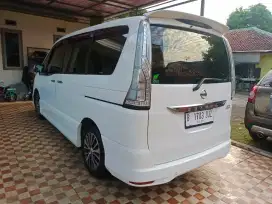NISSAN SERENA 2.0.HWS AT 2015