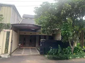 Rumah minimalis 2 lantai siap huni cisaranten endah arcamanik