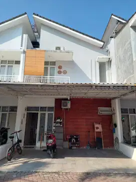 Rumah Siap Huni di Graha Raya Bintaro Deket BXChange