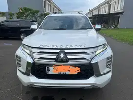 Pajero Sport Dakar Ultimate 4x2 Ultimate AT ISTIMEWA