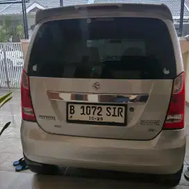 Dijual mobil mulus tangan pertama