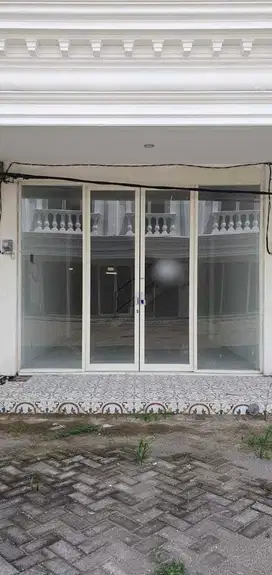 DIJUAL RUKO ROYAL PALACE SUNANDAR PRIYOSUDARMO SIAP PAKAI