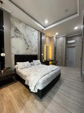 RUMAH MEWAH BANGUNAN MANDIRI 3 LANTAI ALAM SUTERA