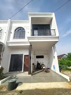 Rumah 2lt gaya clasik nodern 5 menit ke statsiun ui